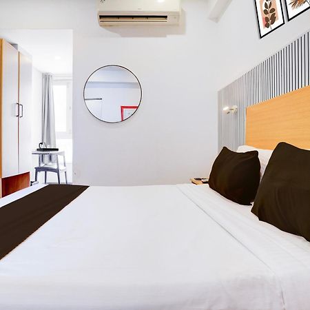 Townhouse Khar The Habitat Hotel Mumbai Bagian luar foto